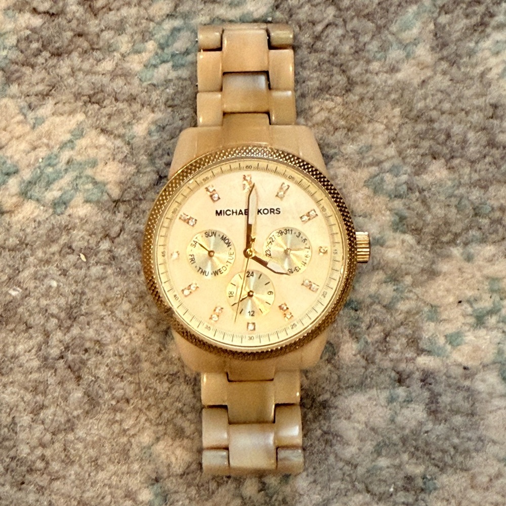 Michael Kors Jet Set watch